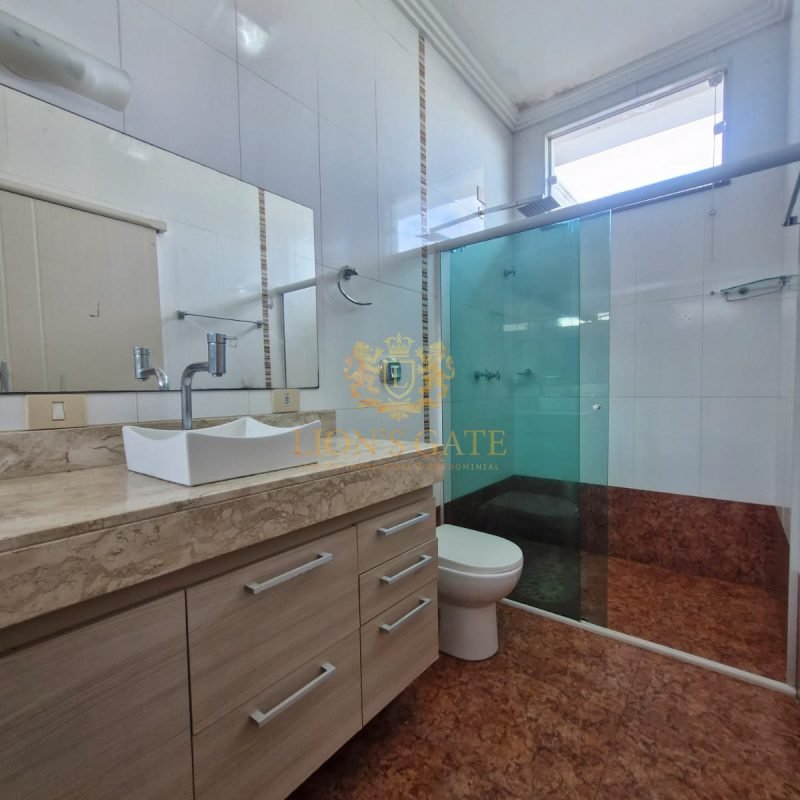 CASA ALTO PADRAO 13
