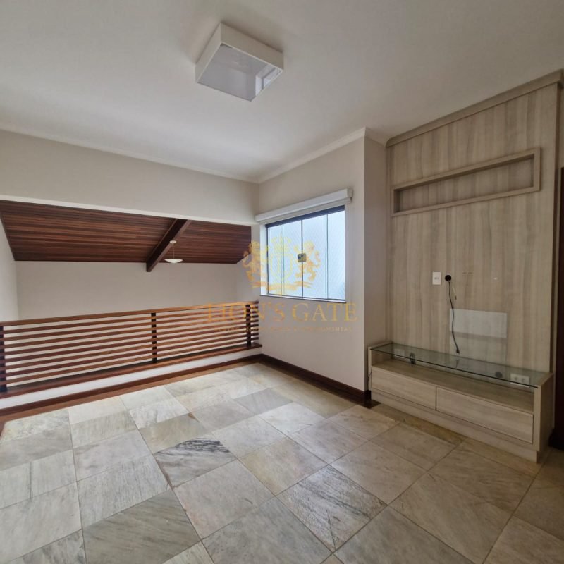 CASA ALTO PADRAO 14