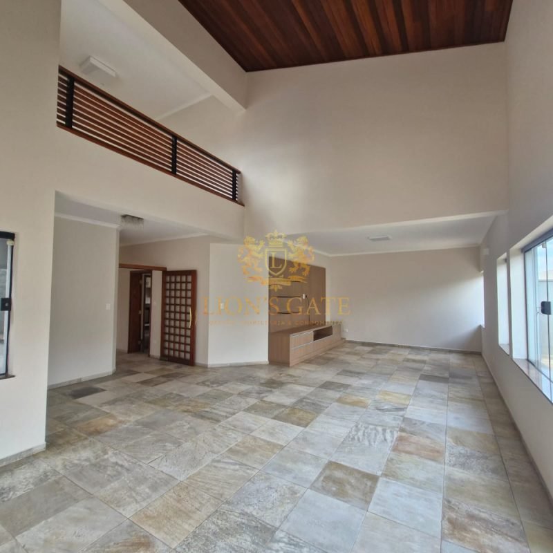 CASA ALTO PADRAO 21