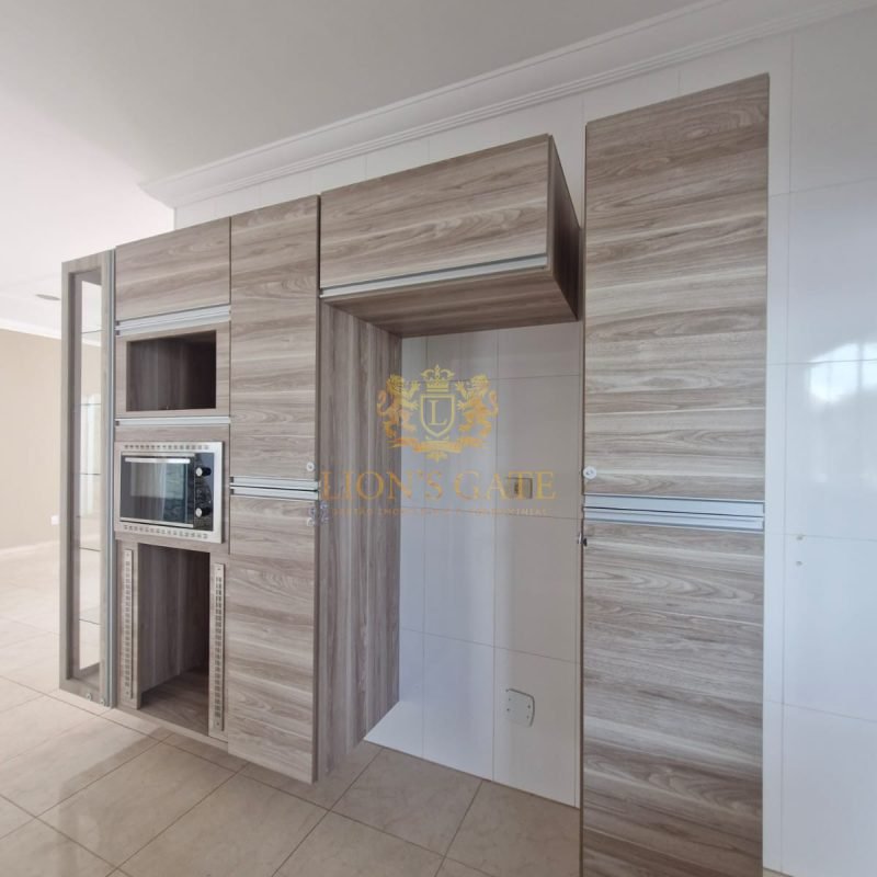 CASA ALTO PADRAO 4