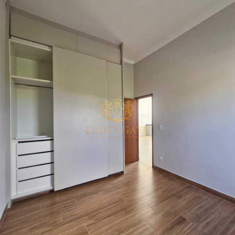 CASA ALTO PADRAO 4