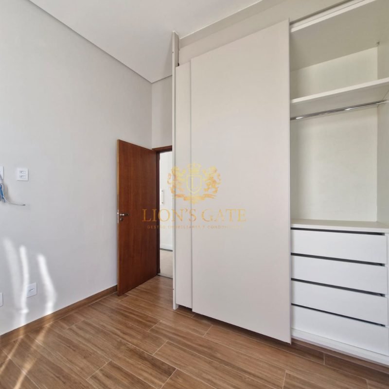 CASA ALTO PADRAO 7