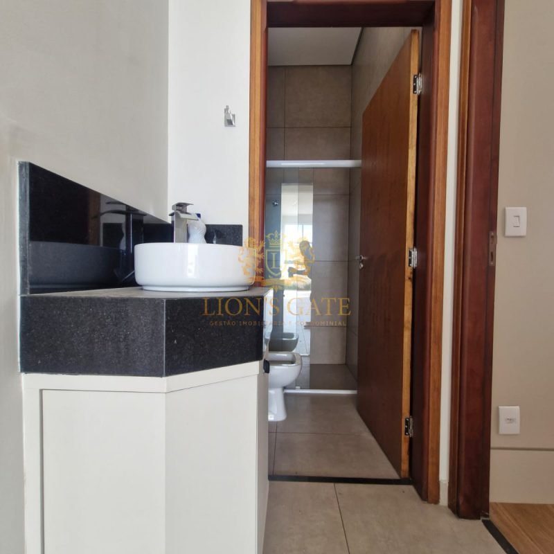 CASA ALTO PADRAO 8