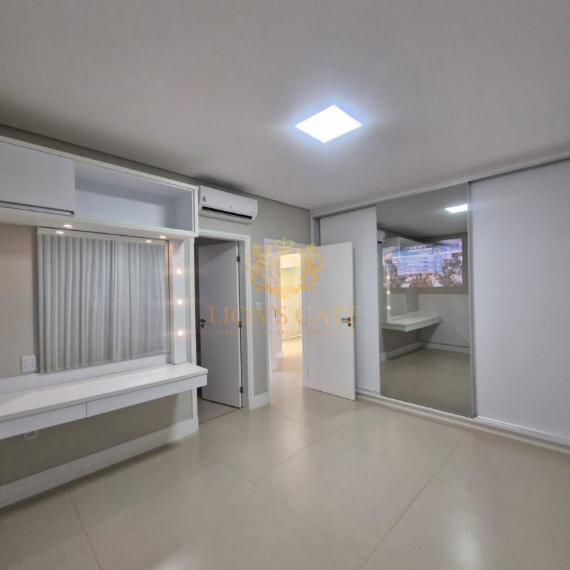 WhatsApp Image 2026-03-10 at 09.30.06